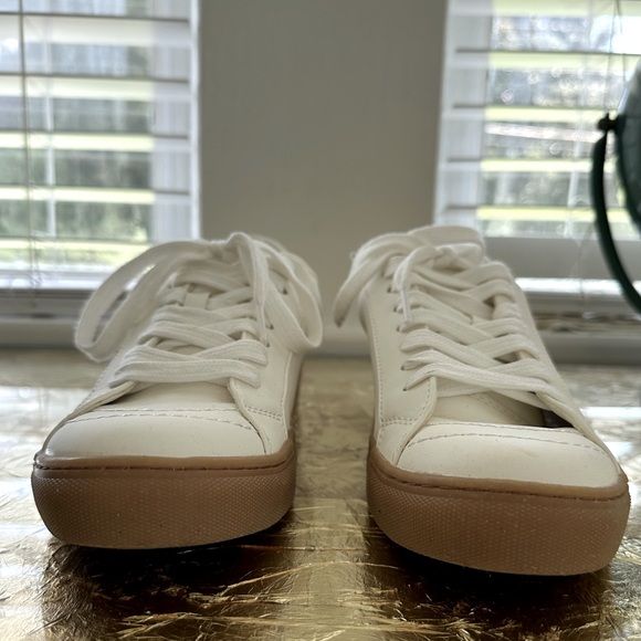 EUC BRTTIN SNEAKERS 👟 US 9 - Picture 7 of 9